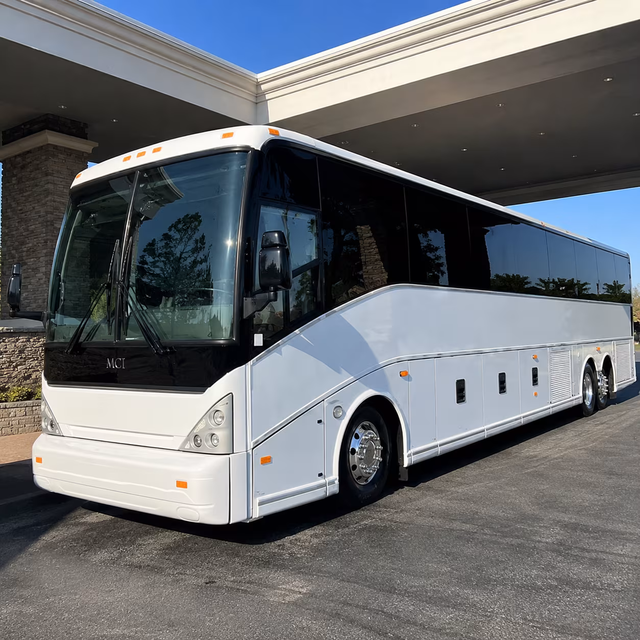 bus rental options for st paul trips