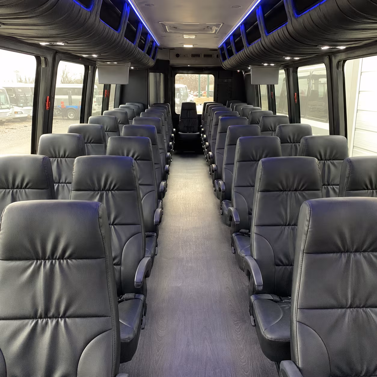 charter buses for large wedding ceremonies at st paul venues