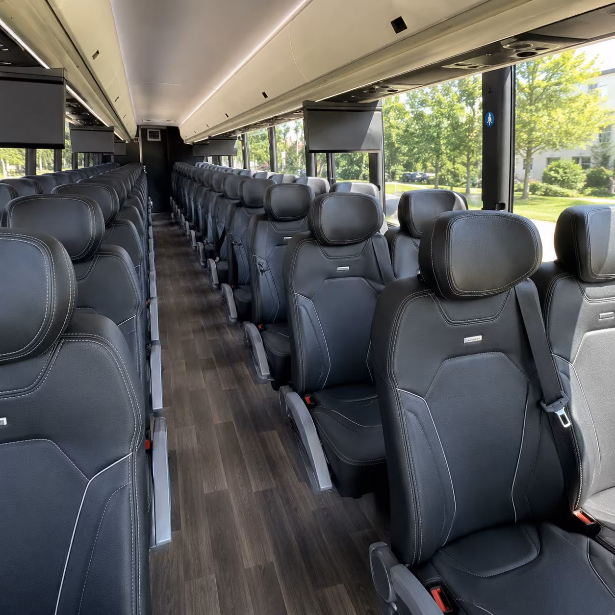 charter buses to xcel energy center concerts and shows