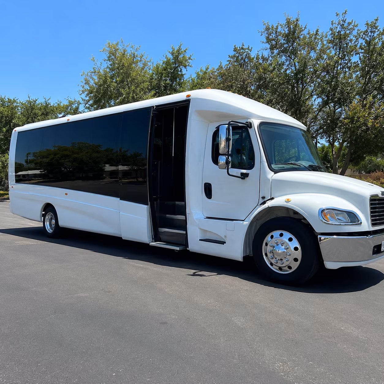 find the perfect transportation for your next corporate event 2