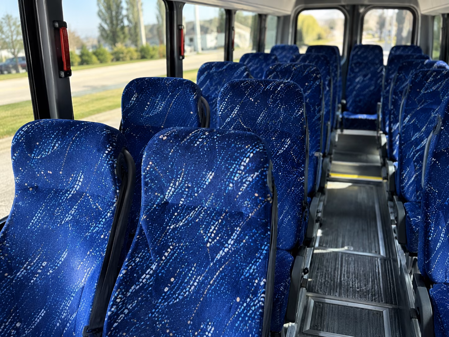 minibuses for st paul prom groups who want a comfortable right sized ride